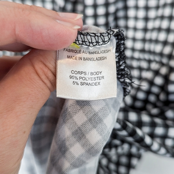 2/$20 Lily Morgan Checkered Gingham Black & White Adjustable Tank Top Smocked - Picture 7 of 8
